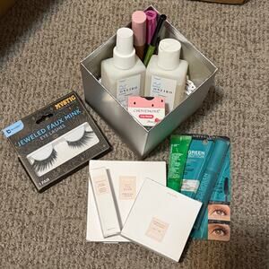 Holiday Gifting Beauty Bundle